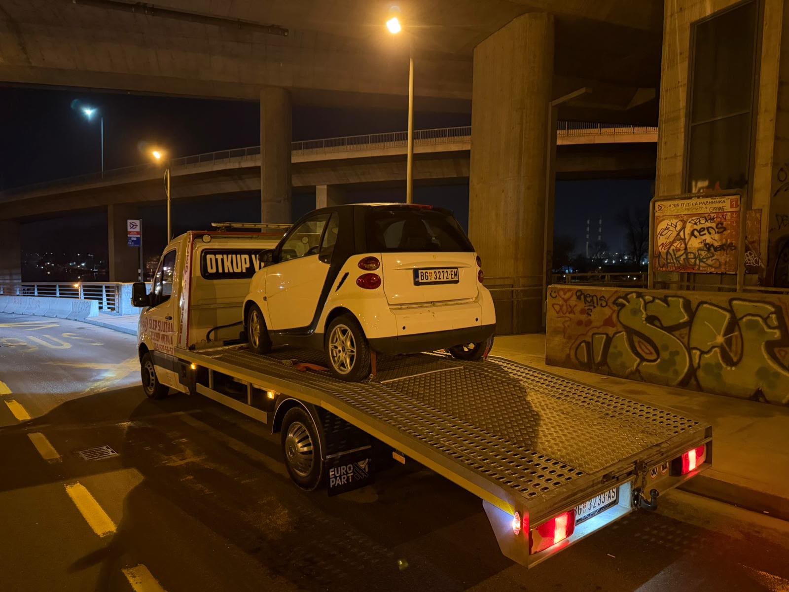 BS CAR profesionalni šlep kamion